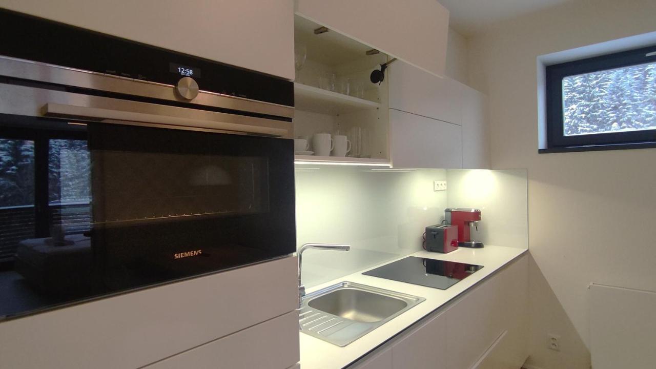 Apartmán Tichy U Mumlavskeho Vodopadu 2kk S Garazi V Tesne Blizkosti Hornickeho Muzea - By Relax *