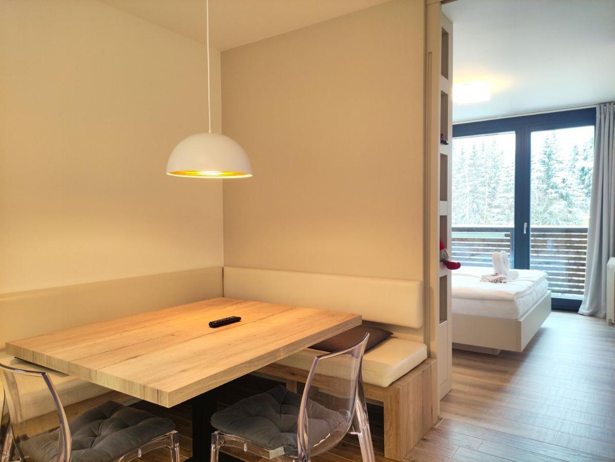 Apartment Tichy U Mumlavskeho Vodopadu 2kk S Garazi V Tesne Blizkosti Hornickeho Muzea - By Relax Harrachov